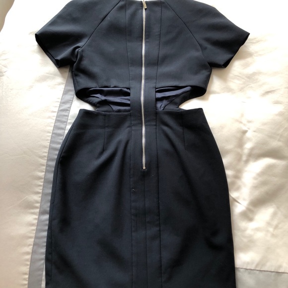 Elizabeth and James Mini Dress - Picture 2 of 3